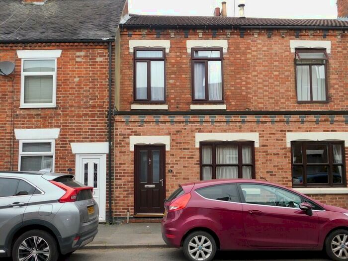 2 Bedroom Terraced House To Rent In Bridge Street, Tutbury, DE13