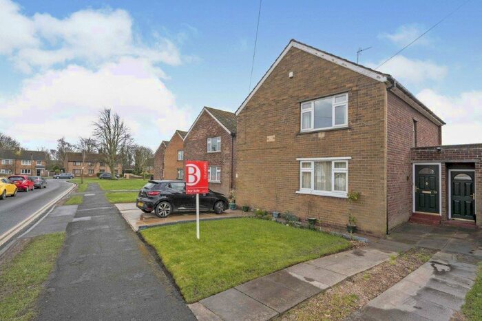 2 Bedroom Maisonette To Rent In Queens Crescent, Bawtry, DN10
