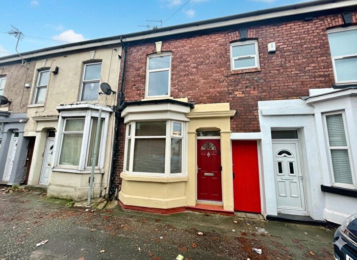 2 Bedroom Terraced House For Sale In Skeffington Road, Preston, Lancashire, PR1