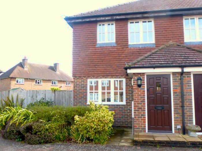 2 Bedroom End Of Terrace House To Rent In Holland Court, East Grinstead, West Sussex, RH19