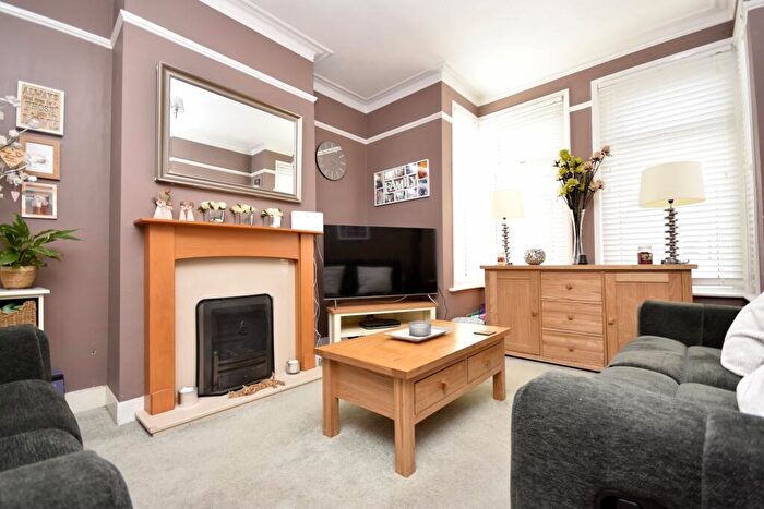 4 Bedroom Terraced House For Sale In Hengist Avenue, Margate, CT9