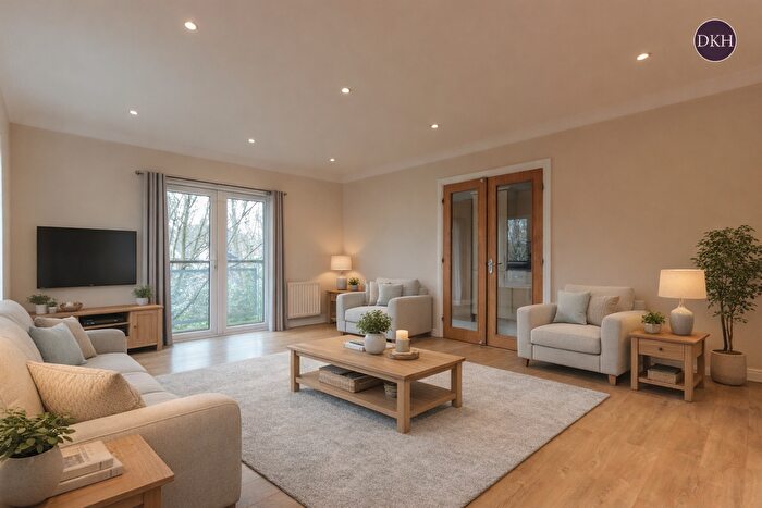 2 Bedroom Flat To Rent In Rickmansworth Road, Watford, Hertfordshire, WD18