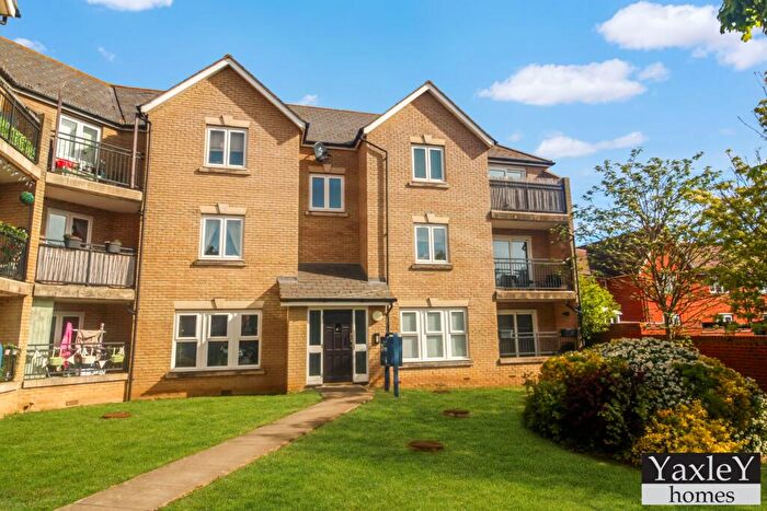 2 Bedroom Apartment For Sale In Hawkes Road, Witham, CM8
