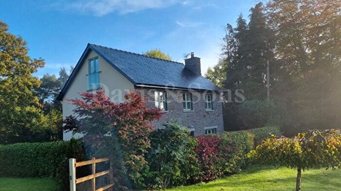 5 Bedroom Detached House To Rent In Coed-y-paen, Pontypool, Monmouthshire., NP4