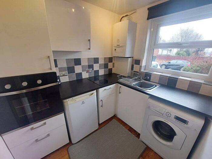 1 Bedroom Flat To Rent In Middle Street, Southampton, SO14