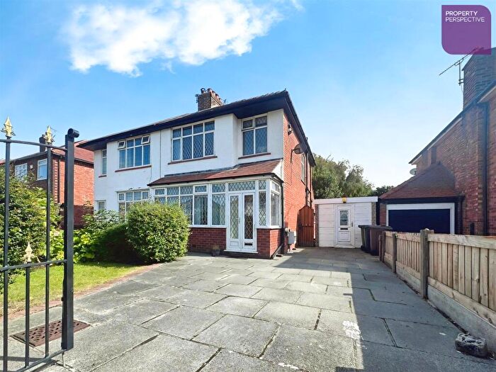 3 Bedroom House For Sale In Holmdale Avenue, Southport, PR9