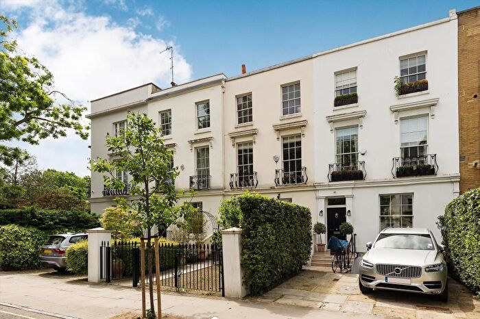 6 Bedroom Property To Rent In Chepstow Crescent, W11