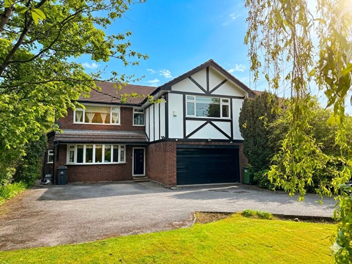 4 Bedroom Detached House For Sale In Werneth Road, Woodley, SK6