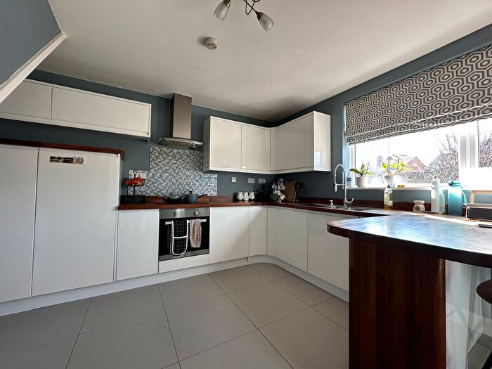 2 Bedroom Semi-Detached House To Rent In Offa Road, Leamington Spa, CV31