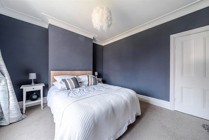 5 Bedroom House For Sale In Cliff Avenue, Swanage, BH19 - Photo 11