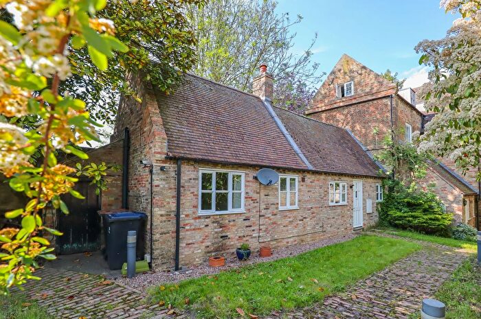 1 Bedroom Cottage To Rent In Market Place, Ely, CB7