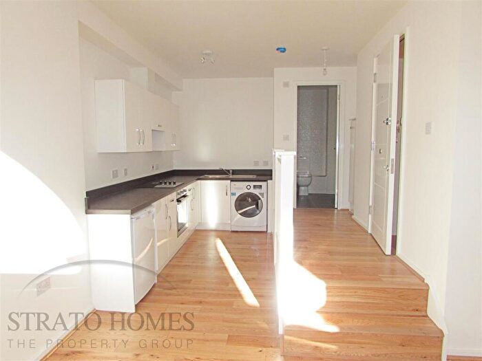 1 Bedroom Flat To Rent In Adelaide Lane, Bournemouth, BH1