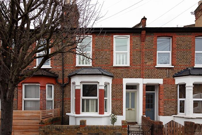 2 Bedroom Property For Sale In King Edward Road, Walthamstow, E17
