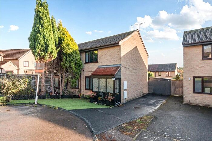 2 Bedroom Semi-Detached House For Sale In Pottle Close, West Oxford, OX2