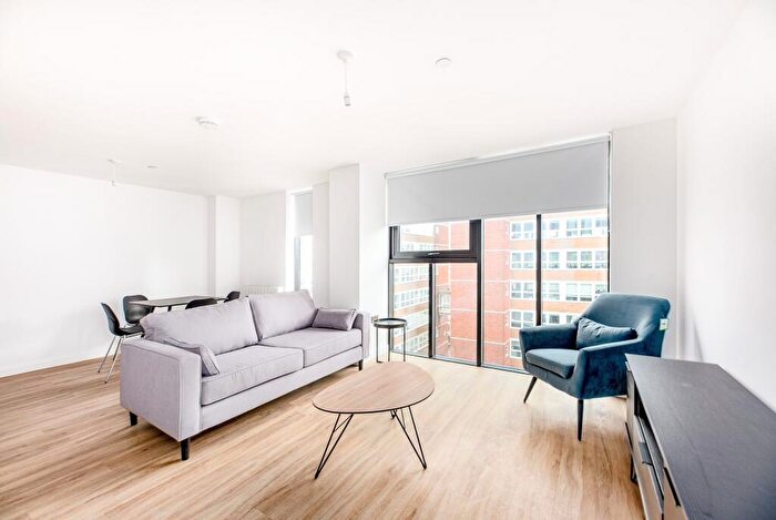 2 Bedroom Flat To Rent In Bishopgate Gardens, Bishopgate, Preston, PR1