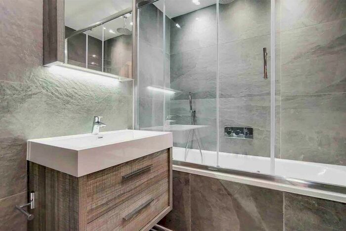 4 Bedroom Flat To Rent In Fitzjohns Avenue, London, NW3