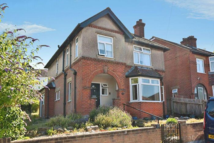3 Bedroom Detached House For Sale In Pauls Dene Road, Salisbury ***Video Tour***, SP1