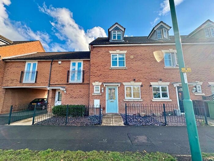 3 Bedroom Town House To Rent In Hargate Way, Hampton Hargate, Peterborough, Cambridgeshire, PE7