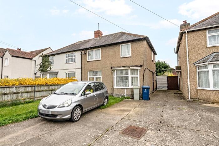 3 Bedroom Semi Detached House For Sale In Dene Road, Headington, OX3