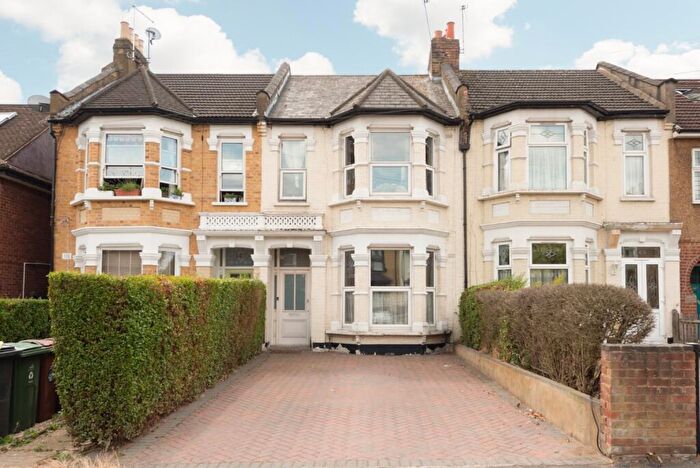4 Bedroom Terraced House For Sale In Wallwood Road, Leytonstone, London, E11