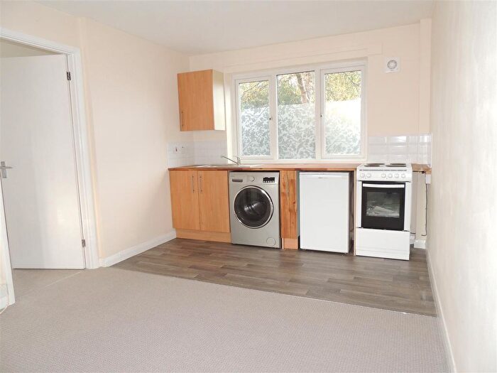 1 Bedroom Flat To Rent In Godfrey Court, Bristol, BS30