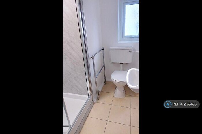 1 Bedroom Flat To Rent In Holmdale Terrace, Stamford Hill, N15