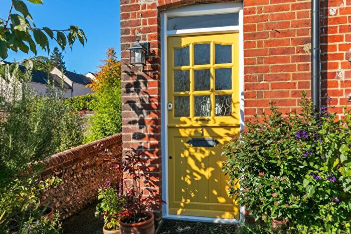 2 Bedroom End Of Terrace House To Rent In Highfield Terrace, Winchester, SO22