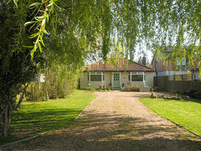 3 Bedroom Detached Bungalow For Sale In Owls Green, Dennington, IP13