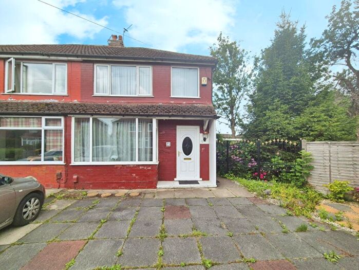 2 Bedroom Semi-Detached House For Sale In Buttress Street, Manchester, Greater Manchester, M18