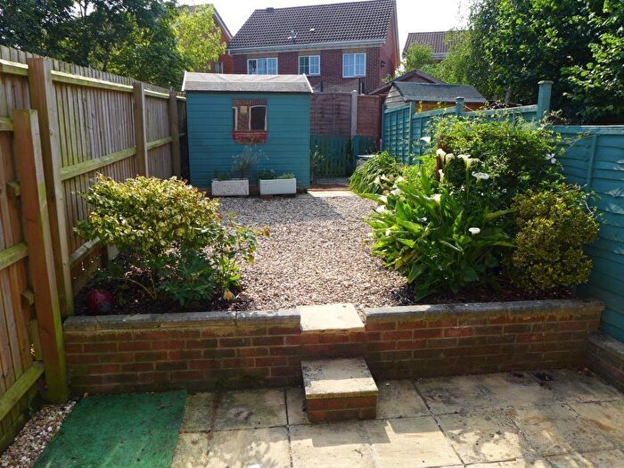 2 Bedroom Terraced House For Sale In Pimpernel Court, SP8