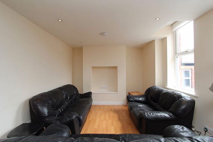 7 Bedroom Flat To Rent In Shortridge Terrace, Jesmond, Newcastle Upon Tyne, NE2