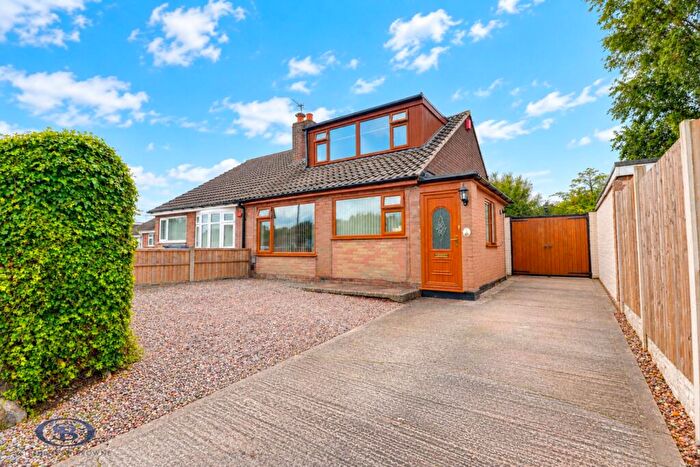 3 Bedroom Semi-Detached House For Sale In Chester Close, Talke, ST7
