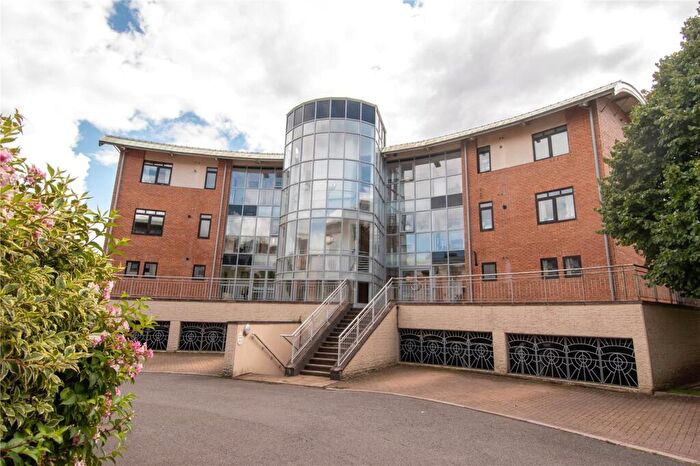 2 Bedroom Apartment For Sale In Britannic Park, Yew Tree Road, Moseley, Birmingham, B13