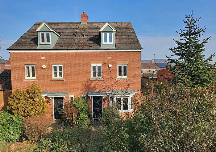 4 Bedroom Semi Detached House For Sale In Greenways, Barnwood, GL4