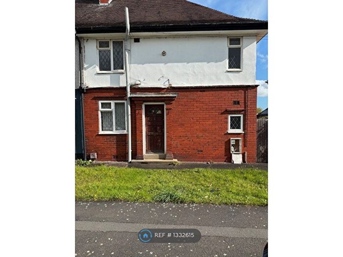 2 Bedroom Semi-Detached House To Rent In Devonshire Avenue North, Chesterfield, S43