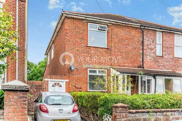 6 Bedroom Semi-Detached House To Rent In Broadlands Road, Southampton, SO17