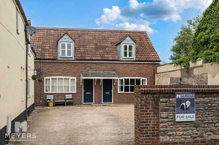 2 Bedroom Terraced House For Sale In Colliton Mews, Dorchester, DT1
