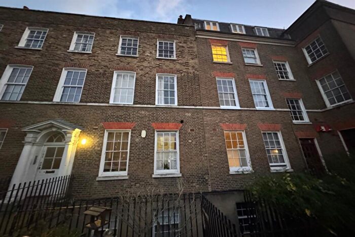 1 Bedroom Apartment To Rent In , Hackney, N16