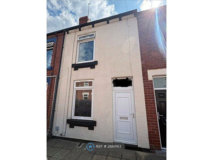 2 Bedroom Terraced House To Rent In Ambler St, Castleford, WF10