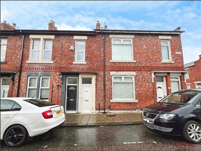 3 Bedroom Flat For Sale In Canterbury Street, South Shields, Tyne And Wear, NE33