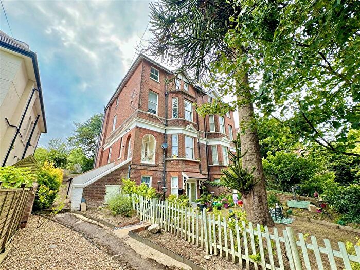 3 Bedroom Flat For Sale In London Road, St. Leonards-On-Sea, TN37