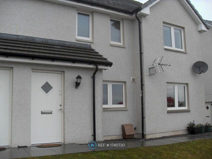 2 Bedroom Flat To Rent In Lerwick Crescent, Inverness, IV3