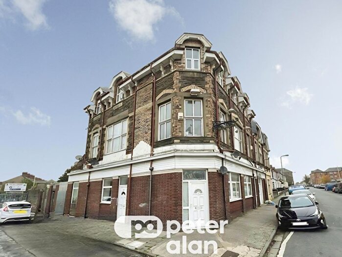 2 Bedroom Flat To Rent In Railway Street, Cardiff, CF24