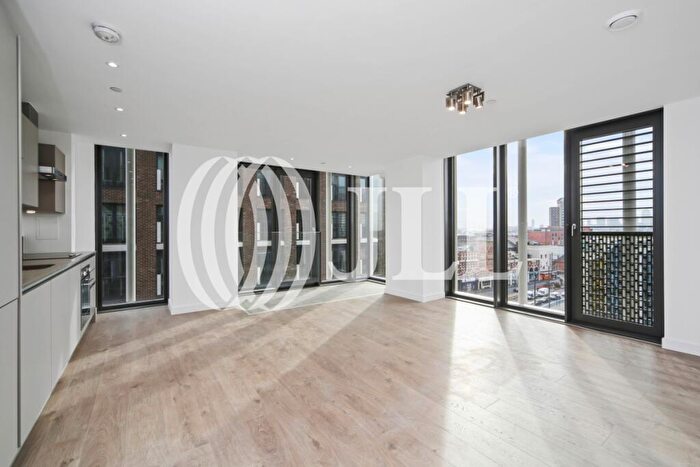 2 Bedroom Apartment To Rent In Stratosphere Tower, London, E15