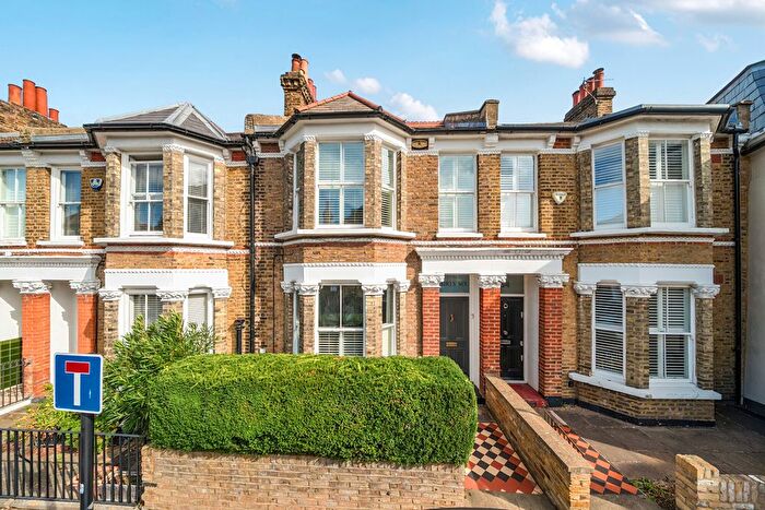 4 Bedroom Property For Sale In Circus Street, London, SE10