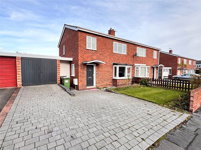 3 Bedroom Semi Detached House To Rent In Gloucester Road, Shrewsbury, Shropshire, SY1