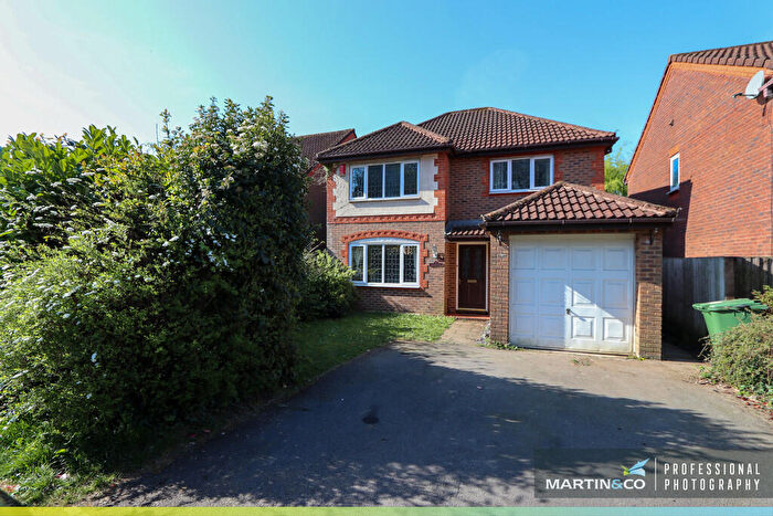 4 Bedroom Detached House For Sale In Coed Camlas, Pontypool, NP4