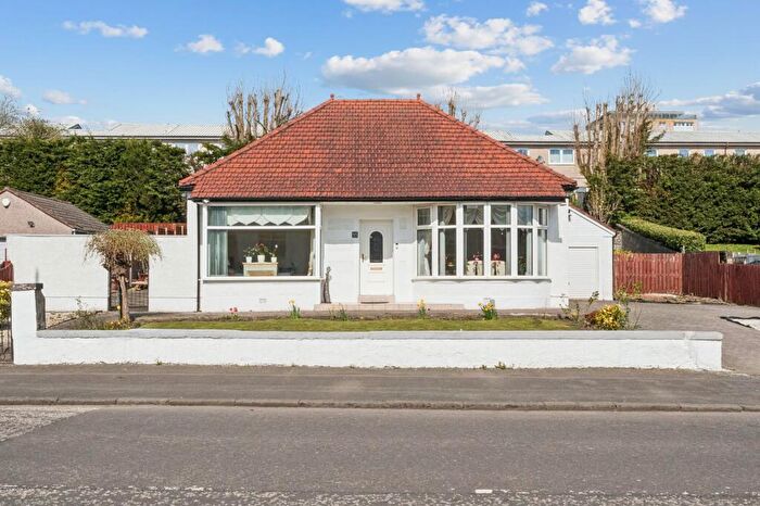 2 Bedroom Bungalow For Sale In Drumry Road, Clydebank, G81