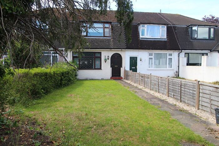 3 Bedroom Terraced House For Sale In Constable Gardens, Edgware, HA8