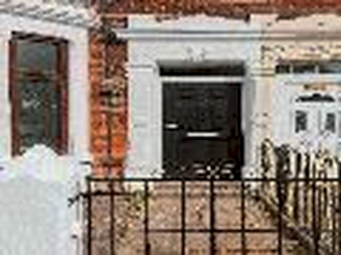 3 Bedroom Terraced House For Sale In St Georges Road, Preston, PR1